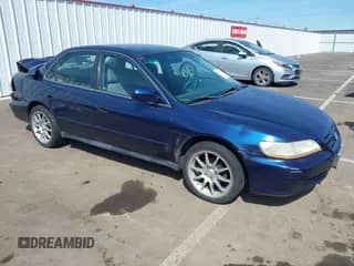 2001 Honda Accord LX with VIN 1HGCG56431A138063, listed as a IAAI auction lot 42196941 with 325,924 mi miles and . Bid and sale history available at DreamBid. Image 1.