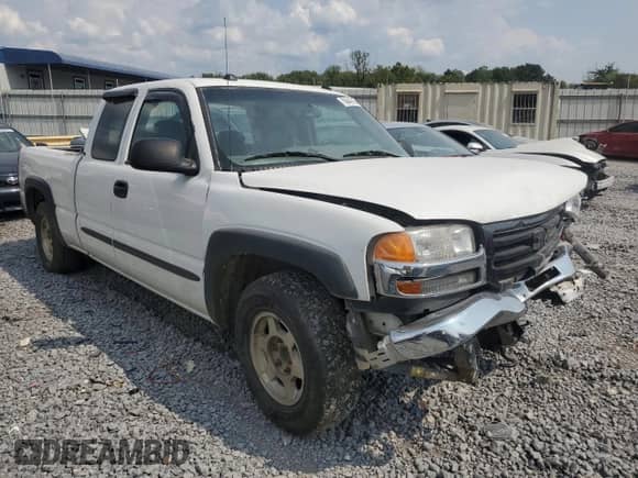 2004 GMC Sierra 1500 SLE z VIN 2GTEC19T041140477, wystawiony jako Copart lot #70844745 z przebiegiem Nie podano mil oraz Szkoda całkowita • Salvage title. Historia ofert i sprzedaży dostępna na DreamBid. Obrazek 4.