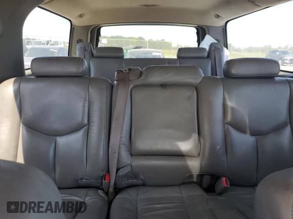 2003 Chevrolet Suburban LS с VIN 3GNFK16Z03G322807, выставлен на аукционе Copart как лот 71780465 с пробегом 288 901 миль миль и Чистый • Clean title. История ставок и продаж доступна на DreamBid. Изображение 10.