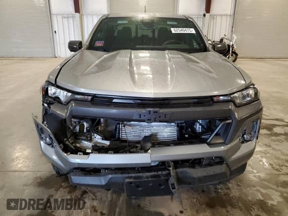 2024 Chevrolet Colorado 4WD LT с VIN 1GCPTCEK6R1303177, выставлен на аукционе Copart как лот 62540475 с пробегом 1 752 миль миль и Списание • Salvage title. История ставок и продаж доступна на DreamBid. Изображение 5.