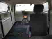 2012 Dodge Grand Caravan SE z VIN 2C4RDGBG2CR296860, wystawiony jako Copart lot #81446005 z przebiegiem 134 828 mil mil oraz Szkoda całkowita • Salvage title. Historia ofert i sprzedaży dostępna na DreamBid. Obrazek 10.
