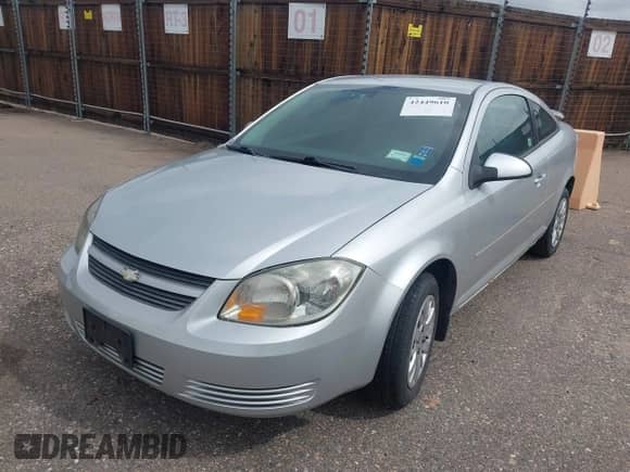 2010 Chevrolet Cobalt 1LT with VIN 1G1AD1F55A7205526, listed as a IAAI auction lot 42449610 with 138,083 mi miles and . Bid and sale history available at DreamBid. Image 2.
