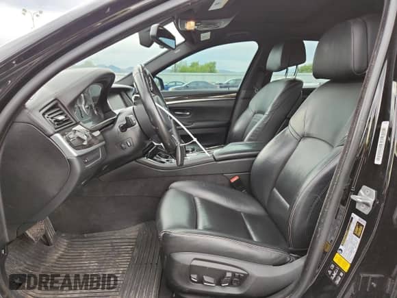 2016 BMW 5 Series 550i xDrive с VIN WBAKP9C57GD980388, выставлен на аукционе Copart как лот 80757565 с пробегом 97 513 миль миль и Списание • Salvage title. История ставок и продаж доступна на DreamBid. Изображение 7.