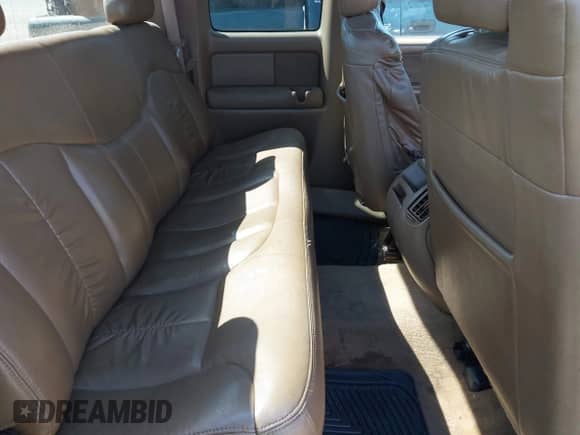 1999 GMC Sierra 1500 SL с VIN 1GTEK19T7XZ512671, выставлен на аукционе IAAI как лот 43359724 с пробегом 301 467 миль миль и . История ставок и продаж доступна на DreamBid. Изображение 8.