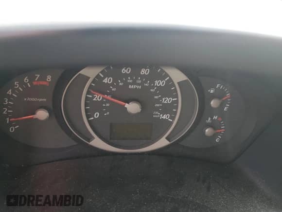 2005 Hyundai Tucson GLS z VIN KM8JN72D25U169446, wystawiony jako Copart lot #70712815 z przebiegiem Nie podano mil oraz Szkoda całkowita • Salvage title. Historia ofert i sprzedaży dostępna na DreamBid. Obrazek 9.