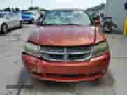 2008 Dodge Avenger R/T с VIN 1B3LC76MX8N109329, выставлен на аукционе Copart как лот 62348875 с пробегом 190 864 миль миль и Списание • Salvage title. История ставок и продаж доступна на DreamBid. Изображение 5.