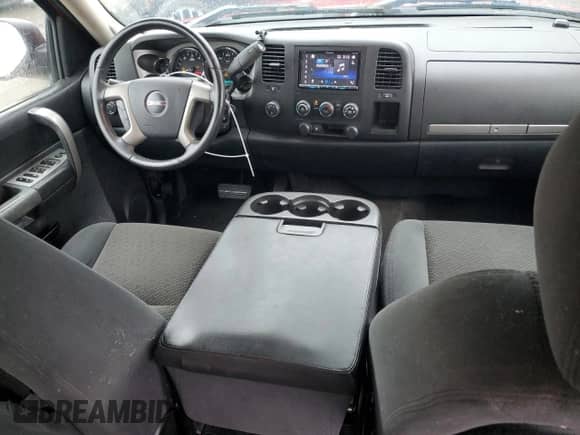 2007 GMC Sierra 1500 SLE1 with VIN 2GTEK13C971584084, listed as a Copart auction lot 81611505 with 105,807 mi miles and Clean title. Bid and sale history available at DreamBid. Image 8.