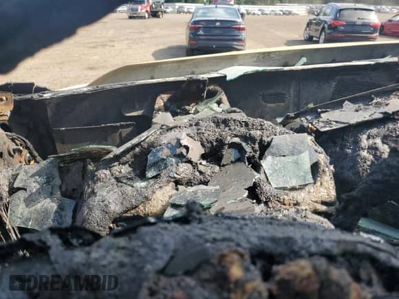 2016 Ford F-250 Lariat z VIN 1FT7W2BT4GEA25741, wystawiony jako Copart lot #67979715 z przebiegiem Nie podano mil oraz Szkoda całkowita • Salvage title. Historia ofert i sprzedaży dostępna na DreamBid. Obrazek 9.