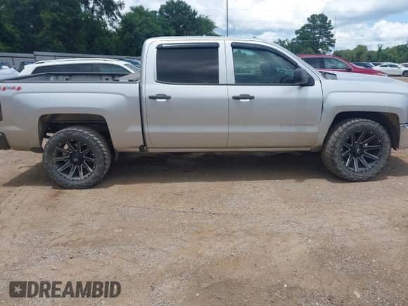 2017 Chevrolet Silverado 1500 Work Truck with VIN 3GCUKNEC2HG363693, listed as a IAAI auction lot 42574036 with 171,704 mi miles and . Bid and sale history available at DreamBid. Image 13.