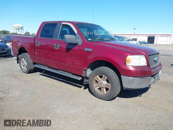 2005 Ford F-150 XLT z VIN 1FTPW14565KC14737, wystawiony jako IAAI lot #43377114 z przebiegiem 190 678 mil mil oraz . Historia ofert i sprzedaży dostępna na DreamBid. Obrazek 1.