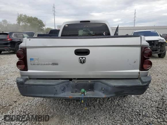2007 Dodge Dakota ST with VIN 1D7HE22K97S107745, listed as a Copart auction lot 86276645 with 237,231 mi miles and Salvage title. Bid and sale history available at DreamBid. Image 6.
