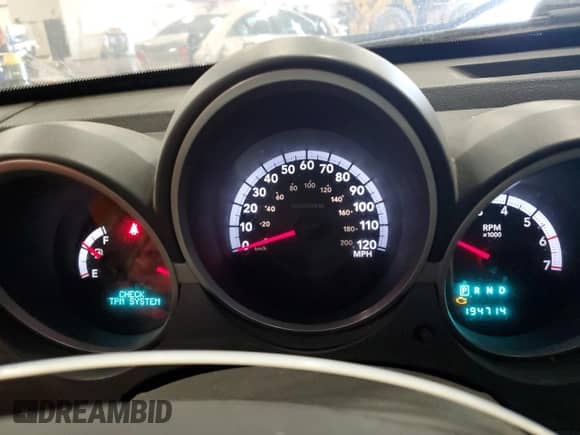 2008 Dodge Nitro R/T with VIN 1D8GU58668W117682, listed as a Copart auction lot 80260965 with 194,714 mi miles and Clean title. Bid and sale history available at DreamBid. Image 9.