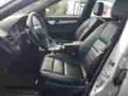 2008 Mercedes-Benz C 300 Sport z VIN WDDGF81X78F096974, wystawiony jako Copart lot #81003425 z przebiegiem 87 547 mil mil oraz Szkoda całkowita • Salvage title. Historia ofert i sprzedaży dostępna na DreamBid. Obrazek 7.