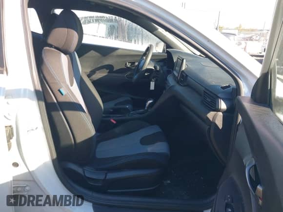 2019 Hyundai Veloster 2.0 с VIN KMHTG6AF5KU017866, выставлен на аукционе IAAI как лот 43372206 с пробегом 116 701 миль миль и . История ставок и продаж доступна на DreamBid. Изображение 5.