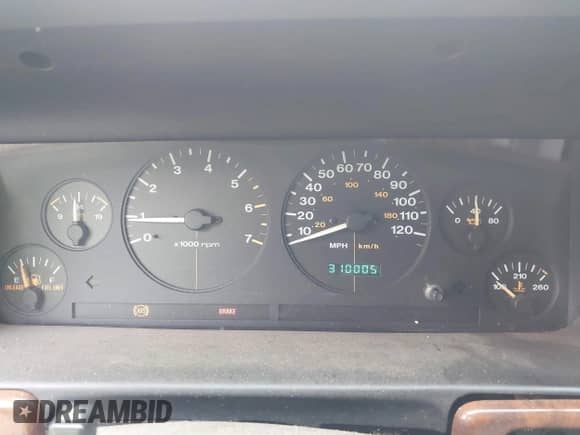 1997 Jeep Grand Cherokee Limited с VIN 1J4GZ78S1VC536295, выставлен на аукционе IAAI как лот 42435292 с пробегом 310 005 миль миль и . История ставок и продаж доступна на DreamBid. Изображение 7.