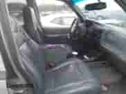 1998 Ford Explorer XLT с VIN 1FMZU32P6WZA13486, выставлен на аукционе IAAI как лот 41754119 с пробегом 345 693 миль миль и . История ставок и продаж доступна на DreamBid. Изображение 5.