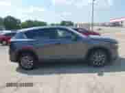 2023 Mazda CX-5 S Preferred z VIN JM3KFBCM3P0183039, wystawiony jako IAAI lot #42671736 z przebiegiem 73 559 mil mil oraz . Historia ofert i sprzedaży dostępna na DreamBid. Obrazek 13.
