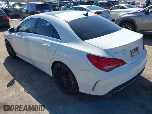 2014 Mercedes-Benz CLA 45 AMG с VIN WDDSJ5CB3EN103607, выставлен на аукционе IAAI как лот 41657065 с пробегом 69 669 миль миль и . История ставок и продаж доступна на DreamBid. Изображение 3.