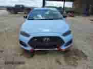 2020 Hyundai Veloster z VIN KMHT36AH4LU003410, wystawiony jako Copart lot #68344775 z przebiegiem 104 763 mil mil oraz Szkoda całkowita • Salvage title. Historia ofert i sprzedaży dostępna na DreamBid. Obrazek 5.