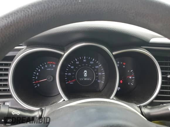 2015 Kia Optima LX with VIN KNAGM4A73F5644977, listed as a Copart auction lot 68017765 with 100,187 mi miles and Salvage title. Bid and sale history available at DreamBid. Image 9.