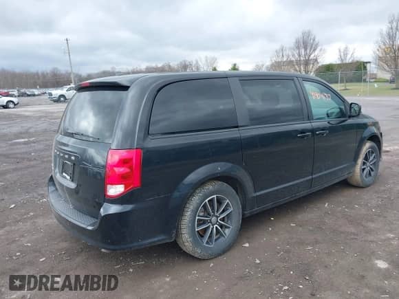 2019 Dodge Grand Caravan SE z VIN 2C4RDGBG8KR524598, wystawiony jako IAAI lot #41904137 z przebiegiem 108 308 mil mil oraz . Historia ofert i sprzedaży dostępna na DreamBid. Obrazek 4.