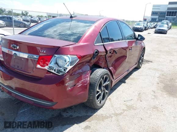 2015 Chevrolet Cruze LTZ with VIN 1G1PG5SB7F7218578, listed as a IAAI auction lot 43263019 with 143,609 mi miles and . Bid and sale history available at DreamBid. Image 6.