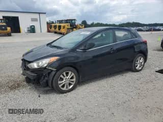 2015 Hyundai Elantra с VIN KMHD35LH2FU238100, выставлен на аукционе Copart как лот 69668635 с пробегом 102 264 миль миль и Списание • Salvage title. История ставок и продаж доступна на DreamBid. Изображение 1.