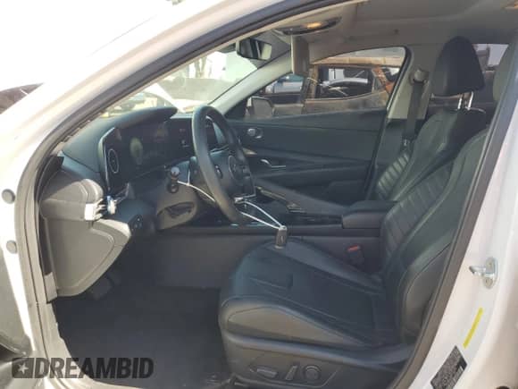 2021 Hyundai Elantra Limited с VIN KMHLN4AJ2MU008754, выставлен на аукционе Copart как лот 65632275 с пробегом 32 222 миль миль и Списание • Salvage title. История ставок и продаж доступна на DreamBid. Изображение 7.