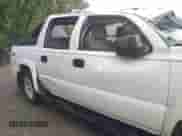 2005 Chevrolet Avalanche Z71 with VIN 3GNEK12Z45G146462, listed as a IAAI auction lot 42876406 with 261,707 mi miles and . Bid and sale history available at DreamBid. Image 13.