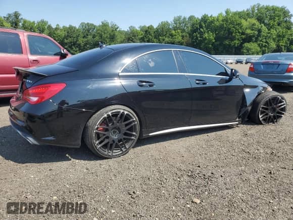 2014 Mercedes-Benz CLA 45 AMG с VIN WDDSJ5CB9EN113087, выставлен на аукционе Copart как лот 62500835 с пробегом 106 500 миль миль и Списание • Salvage title. История ставок и продаж доступна на DreamBid. Изображение 3.