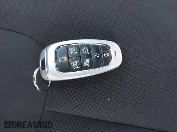 2024 Hyundai Palisade Calligraphy z VIN KM8R7DGE5RU749552, wystawiony jako IAAI lot #41999757 z przebiegiem 14 598 mil mil oraz . Historia ofert i sprzedaży dostępna na DreamBid. Obrazek 11.