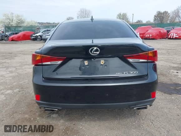 2018 Lexus IS 300 z VIN JTHC81D24J5032802, wystawiony jako IAAI lot #41918847 z przebiegiem 69 953 mil mil oraz . Historia ofert i sprzedaży dostępna na DreamBid. Obrazek 15.