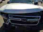 2006 Chevrolet Silverado 1500HD LT2 z VIN 1GCGK13U66F108593, wystawiony jako Copart lot #73030914 z przebiegiem 242 799 mil mil oraz Szkoda całkowita • Salvage title. Historia ofert i sprzedaży dostępna na DreamBid. Obrazek 11.