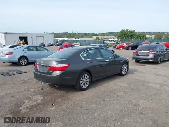 2013 Honda Accord EX-L with VIN 1HGCR2F81DA178660, listed as a IAAI auction lot 43342015 with 113,071 mi miles and . Bid and sale history available at DreamBid. Image 4.