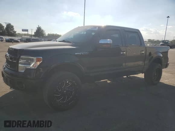 2013 Ford F-150 Platinum с VIN 1FTFW1ET2DFA07116, выставлен на аукционе Copart как лот 81965935 с пробегом 199 126 миль миль и Списание • Salvage title. История ставок и продаж доступна на DreamBid. Изображение 1.
