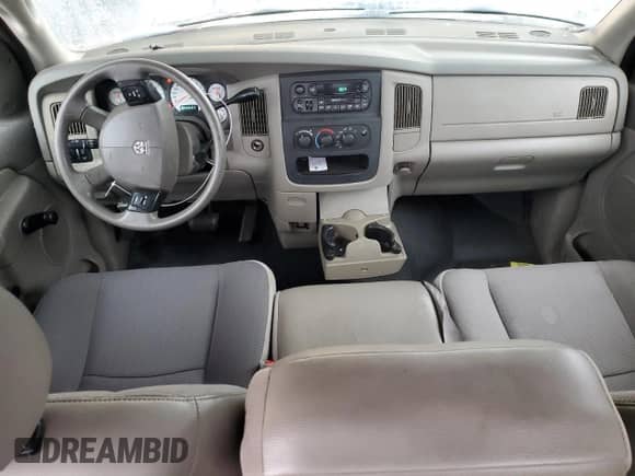 2004 Dodge 2500 SLT z VIN 3D7KA28D24G109351, wystawiony jako Copart lot #46521585 z przebiegiem 68 462 mil mil oraz Szkoda całkowita • Salvage title. Historia ofert i sprzedaży dostępna na DreamBid. Obrazek 8.