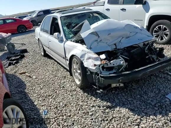 1990 Honda Accord EX z VIN JHMCB7564LC095189, wystawiony jako Copart lot #69300794 z przebiegiem 161 544 mil mil oraz Szkoda całkowita • Salvage title. Historia ofert i sprzedaży dostępna na DreamBid. Obrazek 10.