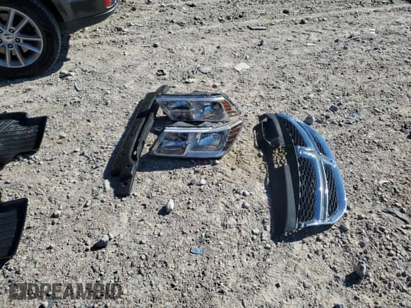 2014 Dodge Journey SXT z VIN 3C4PDCBG7ET164399, wystawiony jako Copart lot #89611415 z przebiegiem 146 309 mil mil oraz Czysty tytuł • Clean title. Historia ofert i sprzedaży dostępna na DreamBid. Obrazek 13.