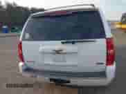 2010 Chevrolet Tahoe LTZ z VIN 1GNUCCE09AR108348, wystawiony jako IAAI lot #41839513 z przebiegiem 199 458 mil mil oraz . Historia ofert i sprzedaży dostępna na DreamBid. Obrazek 17.