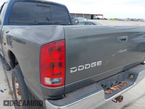 2005 Dodge 1500 SLT with VIN 1D7HA18D05J647275, listed as a IAAI auction lot 42901705 with 228,026 mi miles and . Bid and sale history available at DreamBid. Image 14.