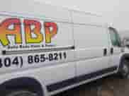 2022 Ram ProMaster Cargo z VIN 3C6LRVDG4NE122244, wystawiony jako IAAI lot #40880736 z przebiegiem 80 522 mil mil oraz . Historia ofert i sprzedaży dostępna na DreamBid. Obrazek 13.