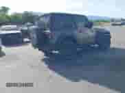 2024 Jeep Wrangler Sport S z VIN 1C4PJXAN9RW117133, wystawiony jako IAAI lot #42497915 z przebiegiem 9 754 mil mil oraz . Historia ofert i sprzedaży dostępna na DreamBid. Obrazek 4.