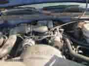 2004 Chevrolet Silverado 1500 Work Truck z VIN 1GCEC14X44Z282736, wystawiony jako IAAI lot #42307258 z przebiegiem 196 877 mil mil oraz . Historia ofert i sprzedaży dostępna na DreamBid. Obrazek 10.