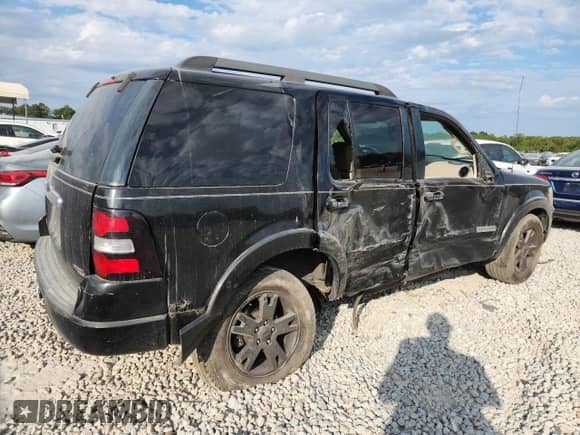 2007 Ford Explorer XLT with VIN 1FMEU73E67UB72817, listed as a Copart auction lot 85917695 with 172,754 mi miles and Salvage title. Bid and sale history available at DreamBid. Image 3.