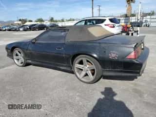 1991 Chevrolet Camaro с VIN 1G1FP33E7ML147394, выставлен на аукционе Copart как лот 42341115 с пробегом 117 284 миль миль и Списание • Salvage title. История ставок и продаж доступна на DreamBid. Изображение 2.