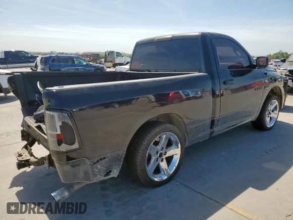 2014 Ram 1500 Express with VIN 3C6JR6AT5EG188952, listed as a Copart auction lot 67062055 with 166,740 mi miles and Salvage title. Bid and sale history available at DreamBid. Image 3.