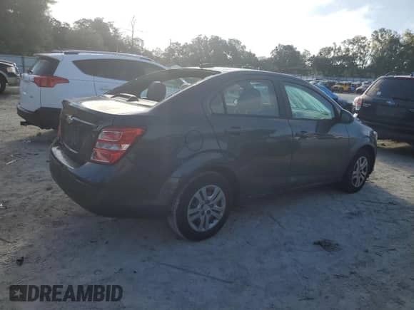 2019 Chevrolet Sonic LS с VIN 1G1JB5SB8K4132485, выставлен на аукционе Copart как лот 77140544 с пробегом 132 770 миль миль и На запчасти • Non repairable. История ставок и продаж доступна на DreamBid. Изображение 3.