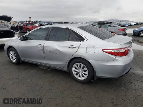2016 Toyota Camry LE z VIN 4T1BD1FK9GU180430, wystawiony jako Copart lot #85649785 z przebiegiem 60 600 mil mil oraz Szkoda całkowita • Salvage title. Historia ofert i sprzedaży dostępna na DreamBid. Obrazek 2.