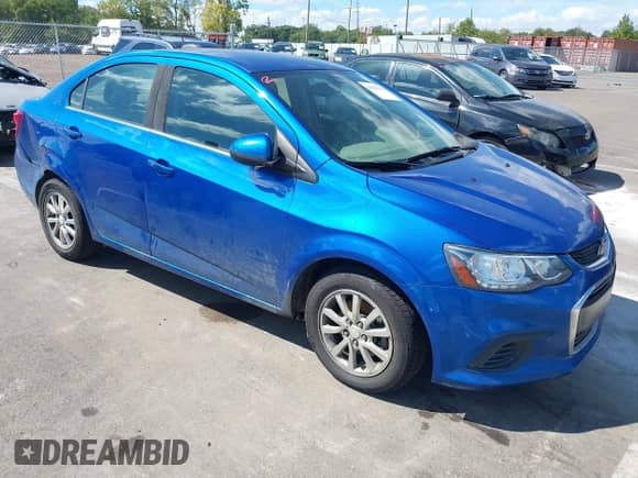 2020 Chevrolet Sonic LT с VIN 1G1JD5SB0L4104157, выставлен на аукционе IAAI как лот 43354798 с пробегом 119 629 миль миль и . История ставок и продаж доступна на DreamBid. Изображение 1.