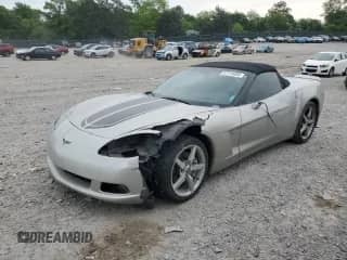 2006 Chevrolet Corvette с VIN 1G1YY36U765124052, выставлен на аукционе Copart как лот 57314505 с пробегом 89 290 миль миль и Чистый • Clean title. История ставок и продаж доступна на DreamBid. Изображение 1.